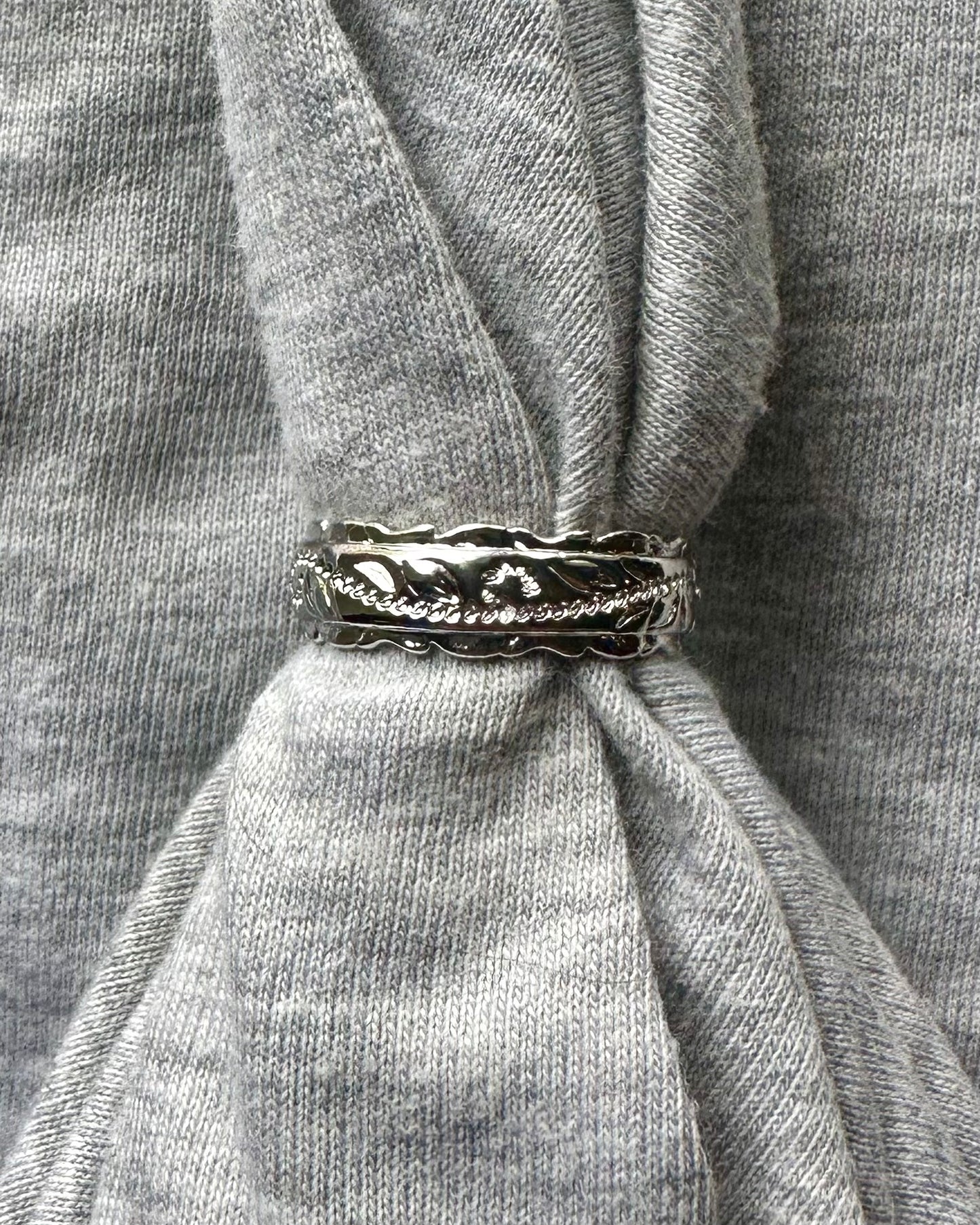 FLOWER PATTERN RING